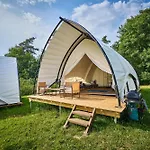 Glamping Luxe tent *