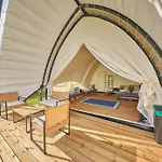 Glamping Luxe tent