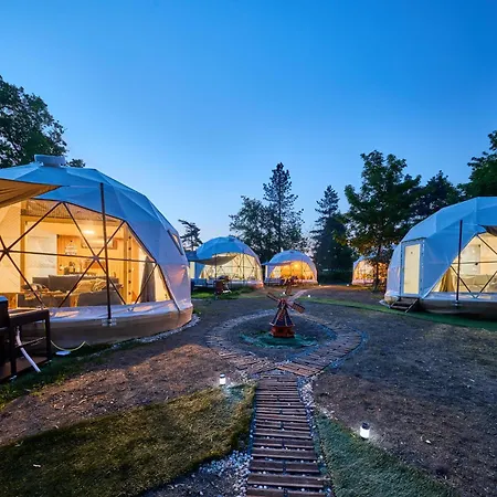 Glamping