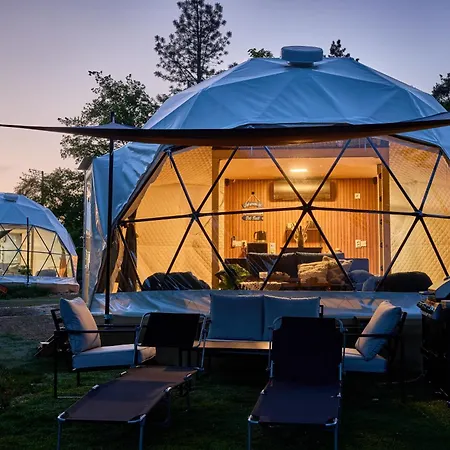 Glamping