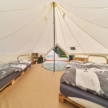 Glamping Luksustelt Slapy (Prague-West)