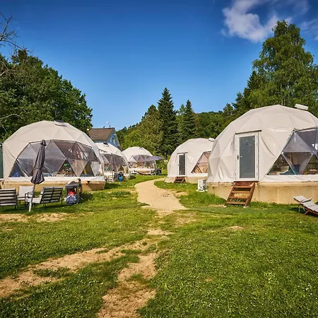 Glamping *