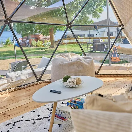 Glamping Luksustelt Slapy (Prague-West)