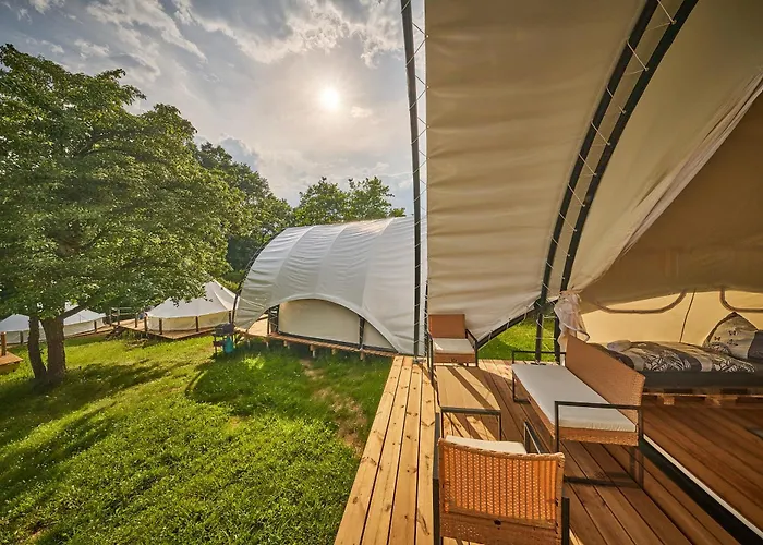 Glamping