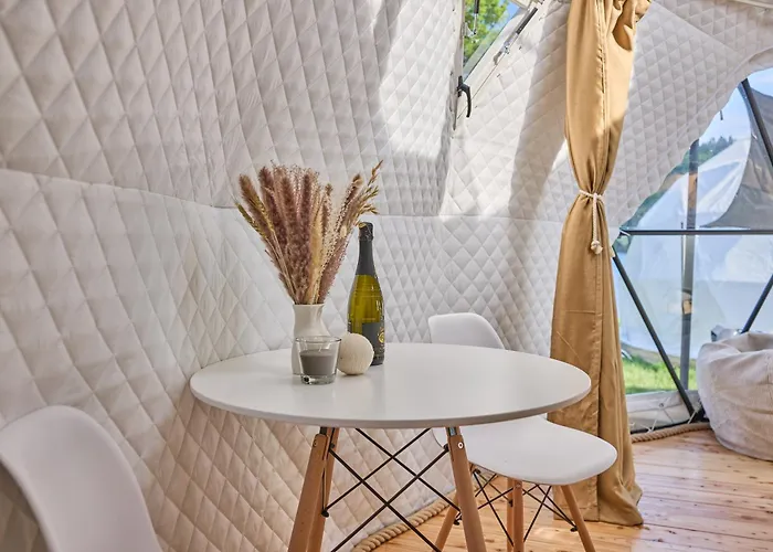 Glamping *