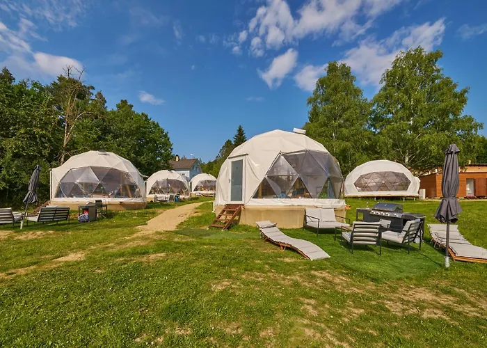 Glamping *